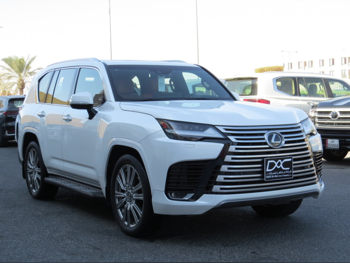 لكزس  ال اكس  600 في اي بي  2023  اوتوماتيك  34,000 كم  6 سلندر  دفع رباعي  اس يو في  أبيض