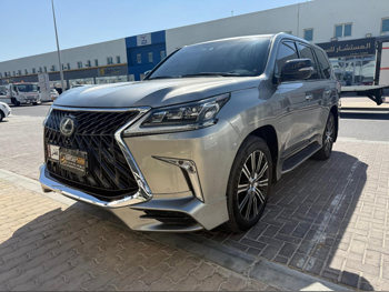 لكزس  ال اكس  570  2016  اوتوماتيك  206,000 كم  8 سلندر  دفع رباعي  اس يو في  ذهبي