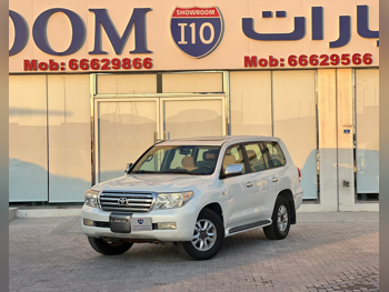 تويوتا  لاند كروزر  جي اكس  2008  اوتوماتيك  252,000 كم  6 سلندر  دفع رباعي  اس يو في  أبيض