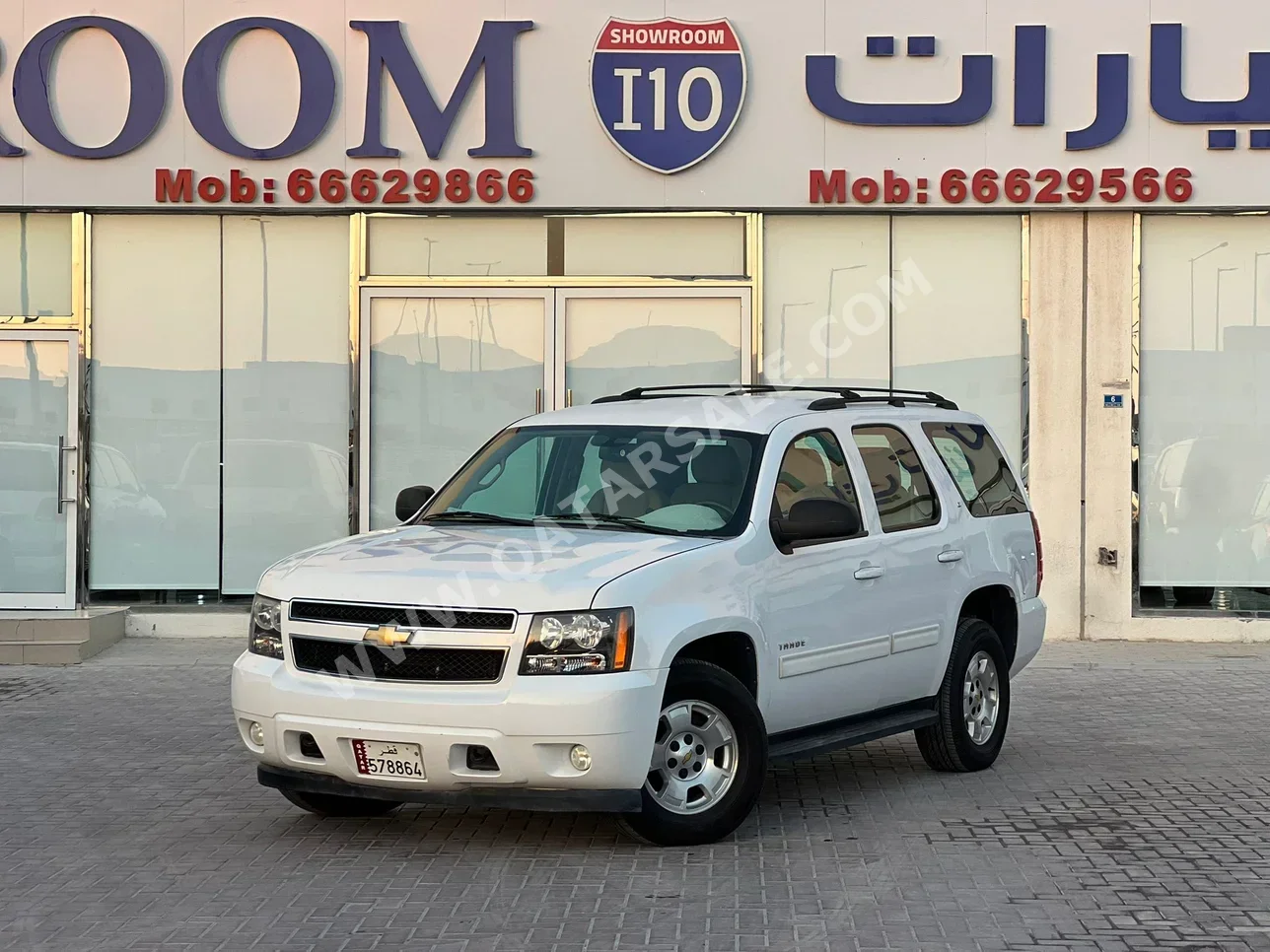Chevrolet  Tahoe  LT  2013  Automatic  120,000 Km  8 Cylinder  Four Wheel Drive (4WD)  SUV  White