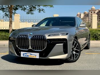 بي ام دبليو  الفئة - السابعة  740 Li  2024  اوتوماتيك  700 كم  6 سلندر  دفع خلفي  سيدان  فضي  تحت الضمان