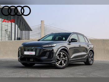 اودي  كيو 6  اي-ترون  2025  اوتوماتيك  6,000 كم  0 سلندر  دفع كلي مستمر  اس يو في  رمادي  تحت الضمان