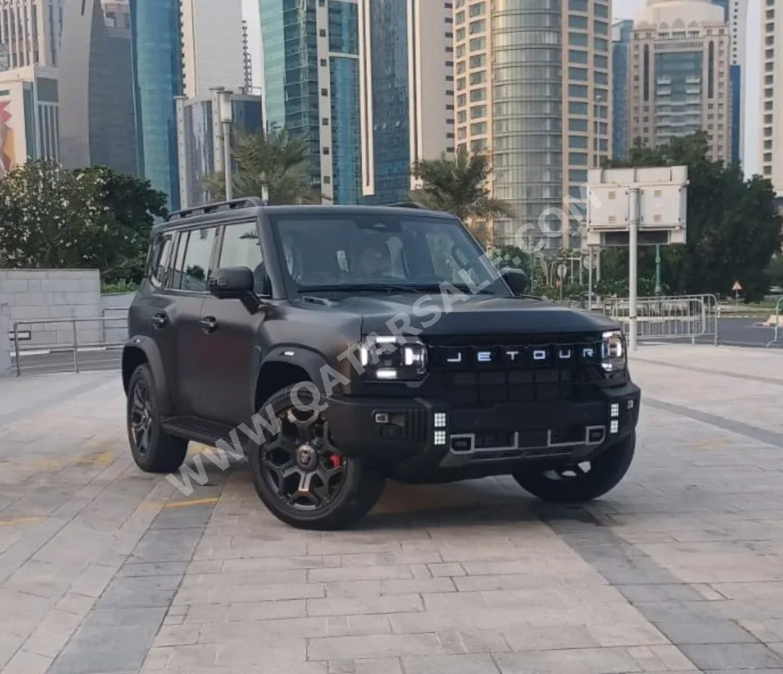 جيتور  تي 2  لكجري بلس  2026  اوتوماتيك  0 كم  4 سلندر  دفع رباعي  اس يو في  اسود مطفي  تحت الضمان