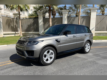 لاند روفر رنج روفر سبورت اتش اس اي 2018 اوتوماتيك 115,000 كم 6 سلندر دفع رباعي اس يو في رمادي