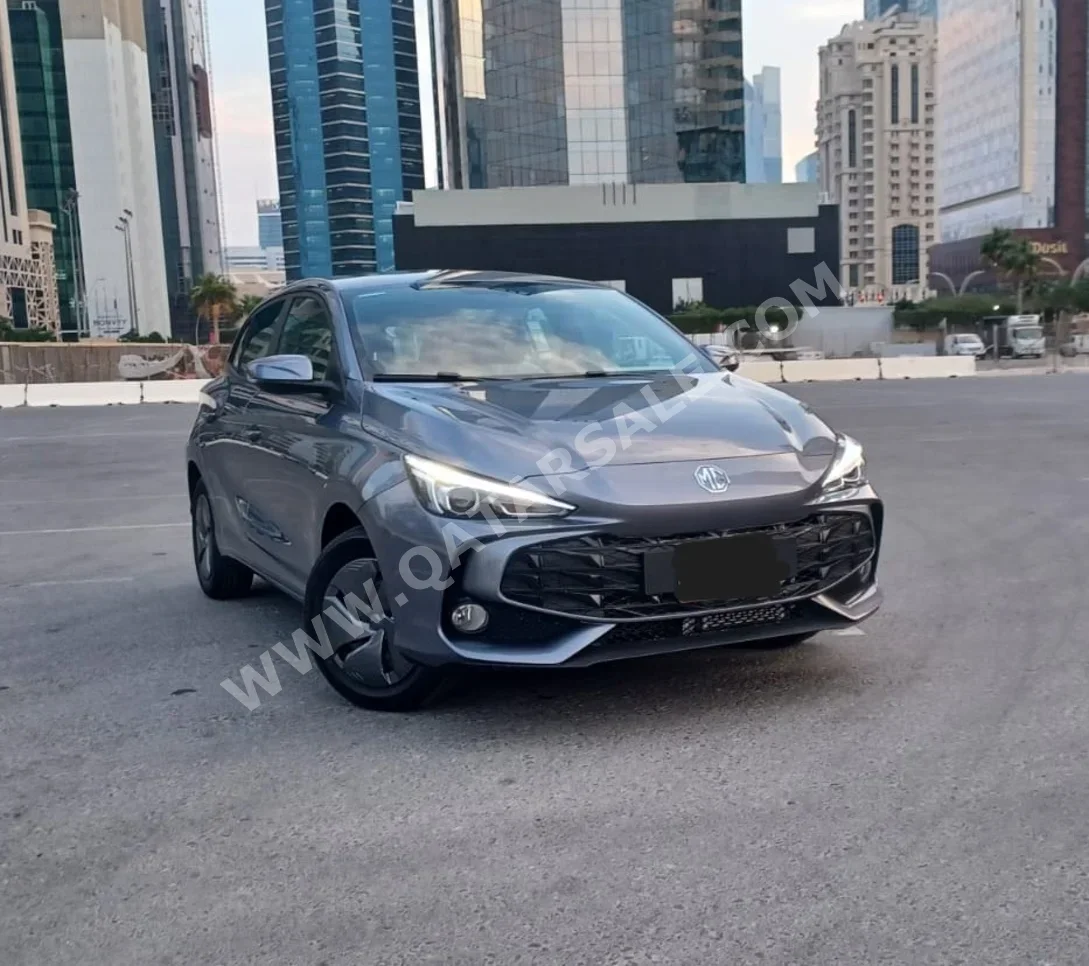 ام جي  3  كومفورت  2026  اوتوماتيك  0 كم  4 سلندر  سحب امامي  اس يو في  رمادي  تحت الضمان