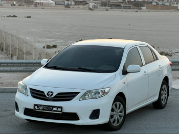 تويوتا  كورولا  اكس ال اي  2013  اوتوماتيك  101,000 كم  4 سلندر  سحب امامي  سيدان  أبيض