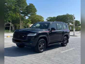 Toyota  Land Cruiser  GR Sport Twin Turbo  2023  Automatic  72,000 Km  6 Cylinder  Four Wheel Drive (4WD)  SUV  Black  With Warranty