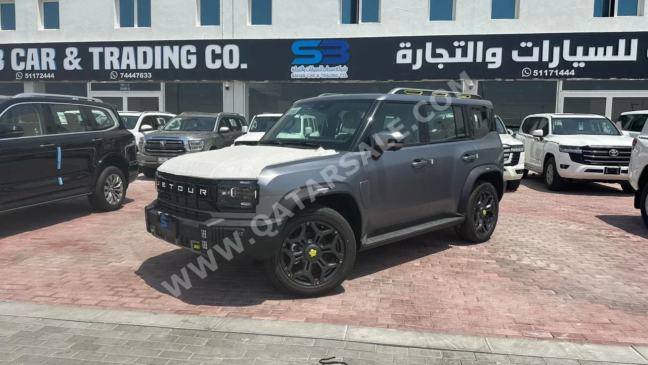 جيتور  تي 2  2026  اوتوماتيك  0 كم  4 سلندر  دفع رباعي  اس يو في  رمادي  تحت الضمان