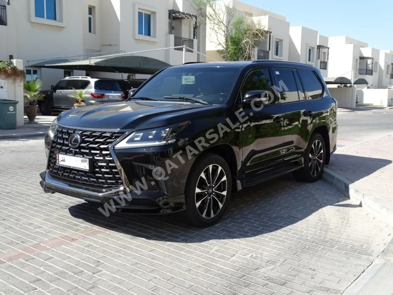 لكزس  ال اكس  570 اس بلاك ايديشن  2021  اوتوماتيك  24,000 كم  8 سلندر  دفع رباعي  اس يو في  أسود  تحت الضمان