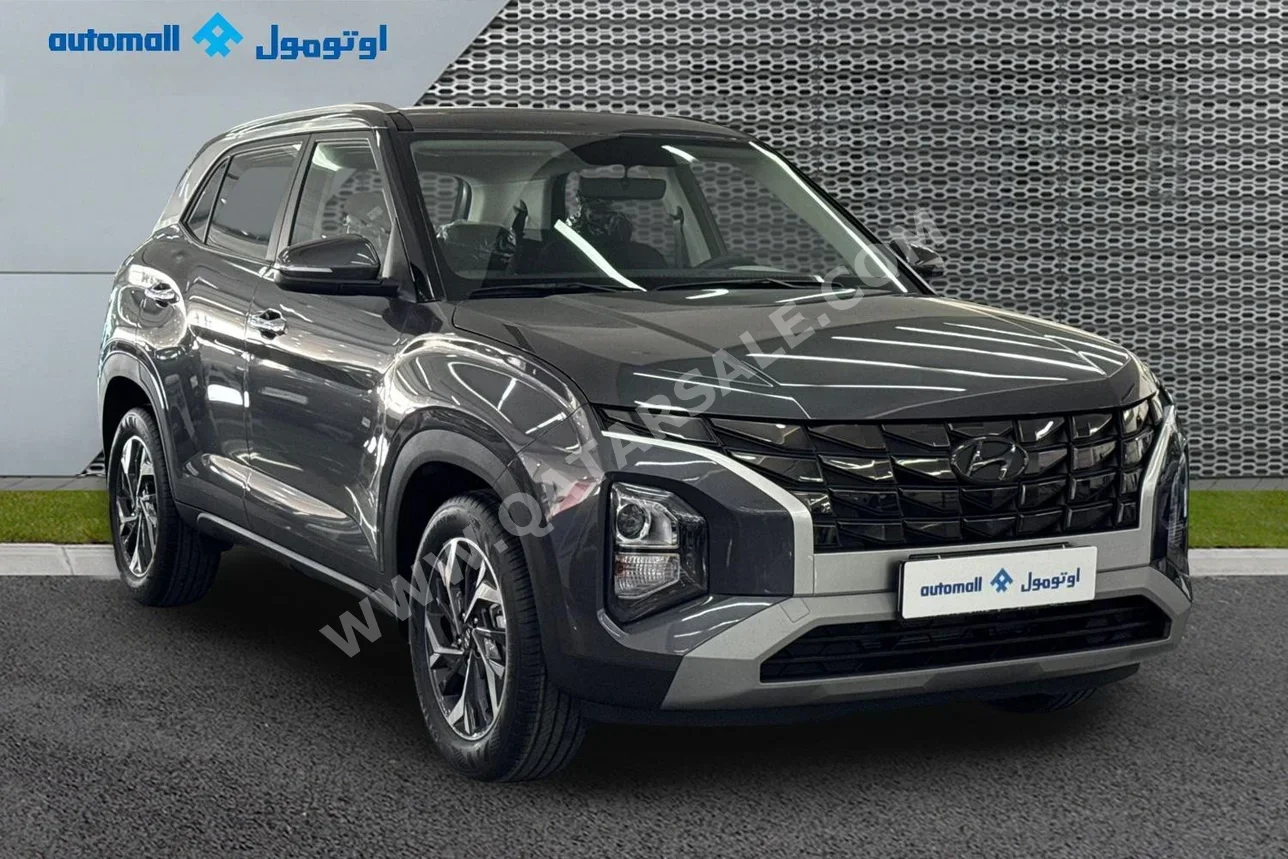 هيونداي كريتا 2025 اوتوماتيك 560 كم 4 سلندر سحب امامي اس يو في رمادي تحت الضمان