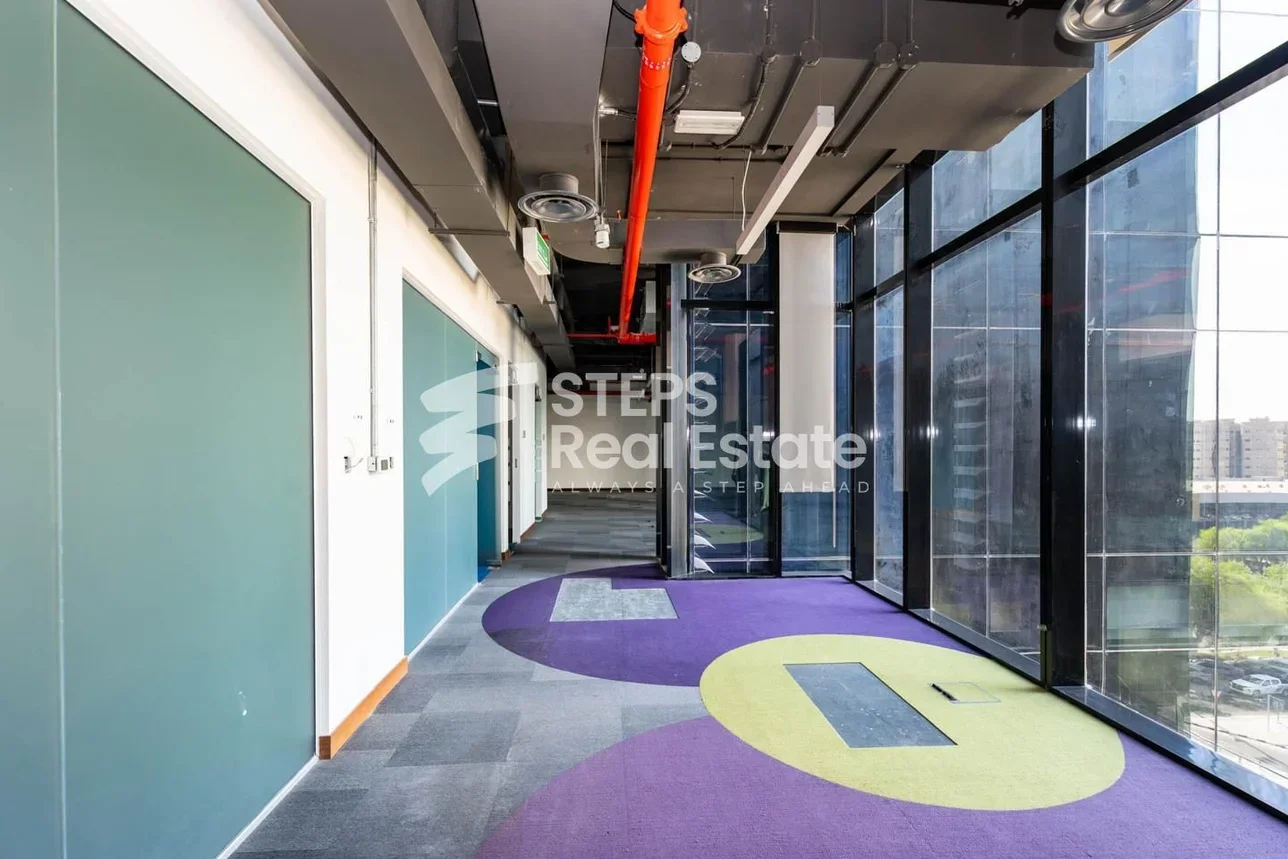 مكاتب تجارية - غير مفروشة  - الدوحة  - أم غويلينة