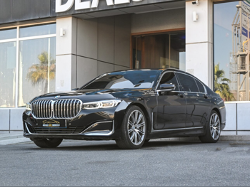 بي ام دبليو  الفئة - السابعة  730 Li  2022  اوتوماتيك  65,000 كم  4 سلندر  دفع خلفي  سيدان  بني