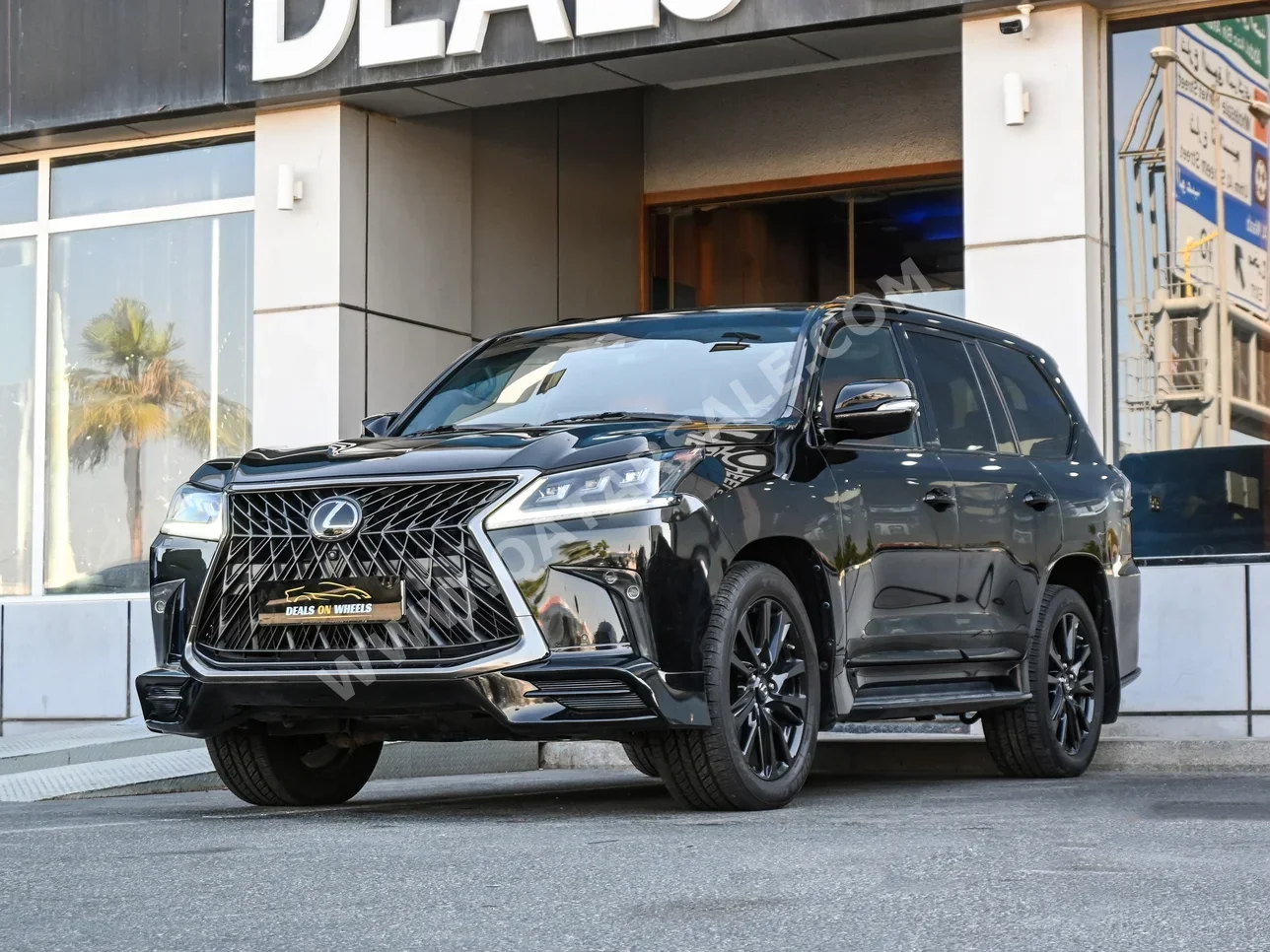 Lexus  LX  570 S Black Edition  2020  Automatic  151,000 Km  8 Cylinder  Four Wheel Drive (4WD)  SUV  Black