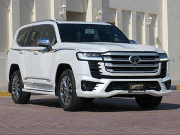 Toyota  Land Cruiser  VXR Twin Turbo  2025  Automatic  16,000 Km  6 Cylinder  Four Wheel Drive (4WD)  SUV  White  With Warranty