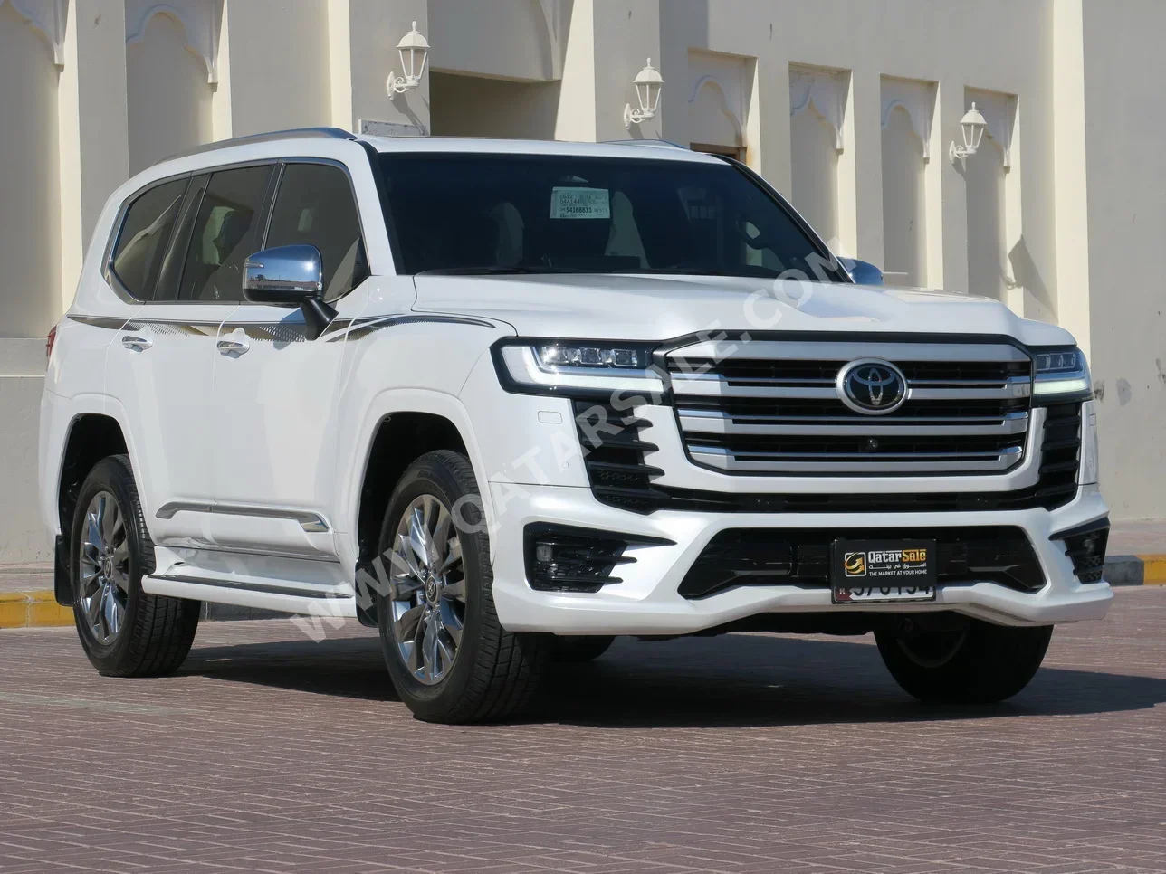 Toyota Land Cruiser VXR Twin Turbo 2025 Automatic 16,000 Km 6 Cylinder Four Wheel Drive (4WD) SUV White With Warranty