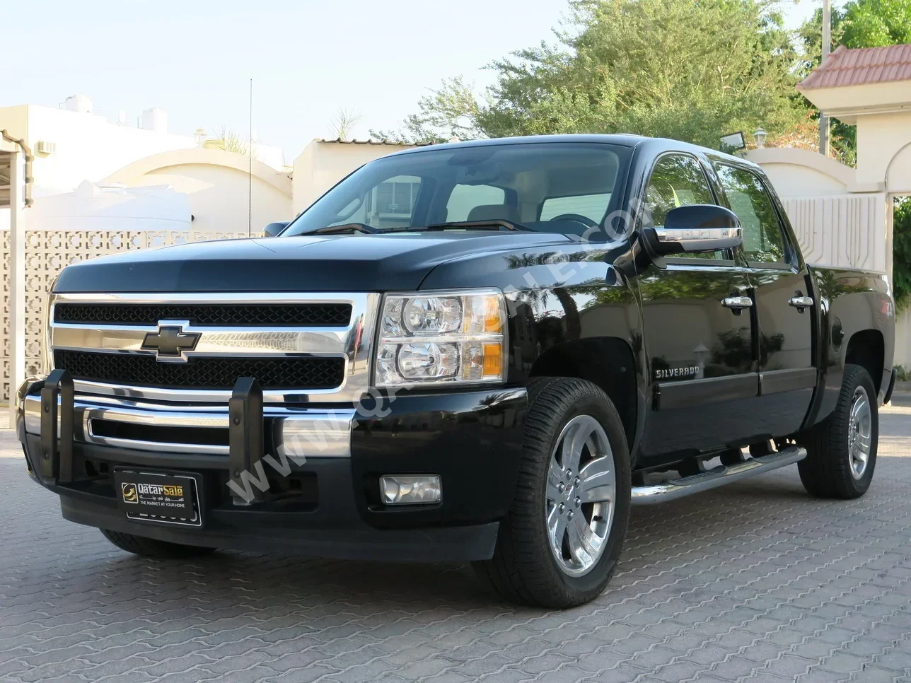 شفروليه  سلفرادو  2011  اوتوماتيك  99,000 كم  8 سلندر  دفع رباعي  بيكب  أسود