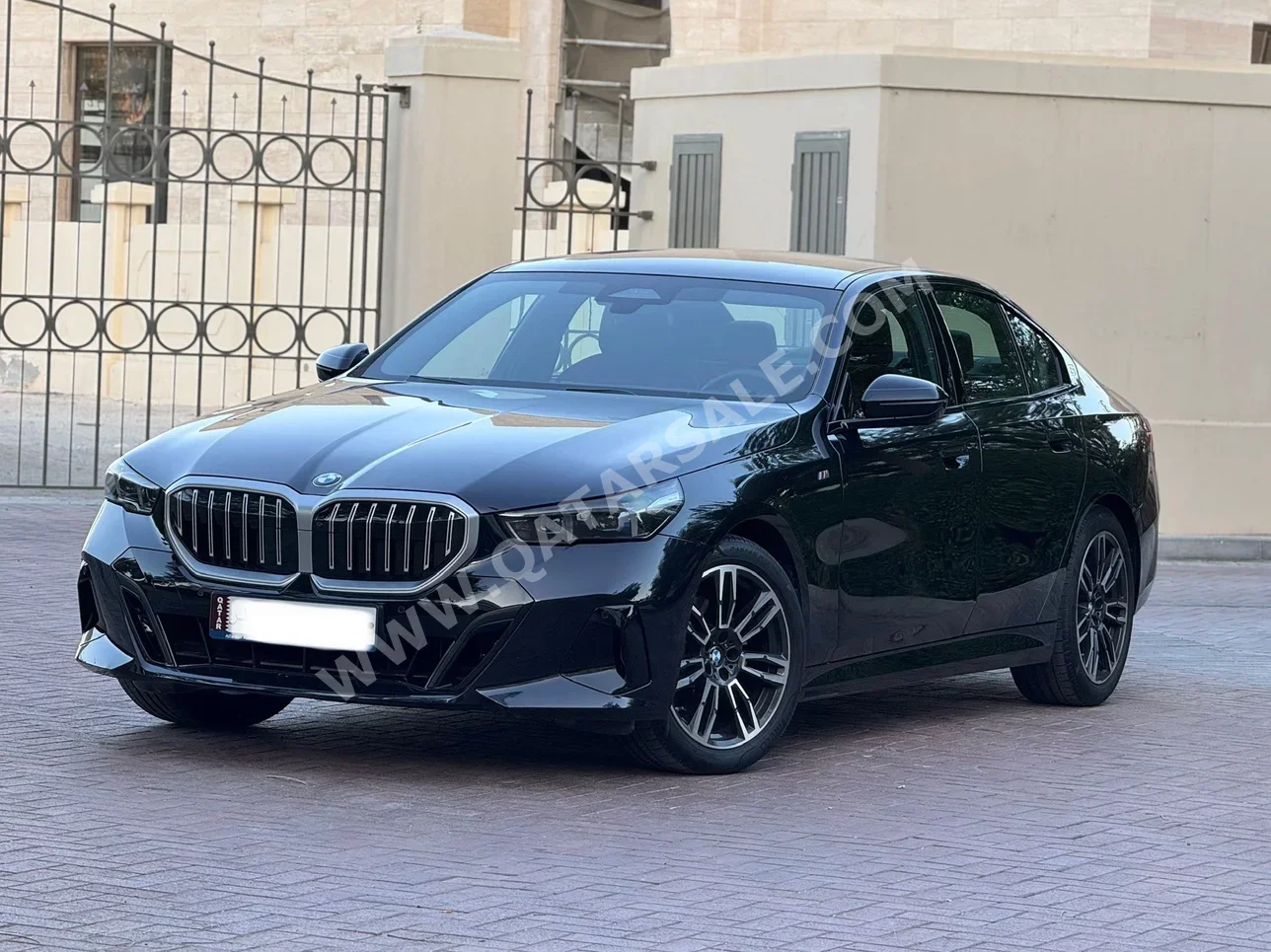 BMW  5-Series  520i M  2024  Automatic  18,000 Km  4 Cylinder  All Wheel Drive (AWD)  Sedan  Dark Blue  With Warranty