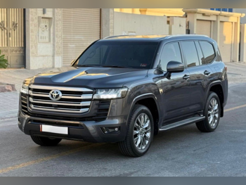 تويوتا لاند كروزر جي اكس ار توين توربو 2023 اوتوماتيك 109,000 كم 6 سلندر دفع رباعي اس يو في رمادي