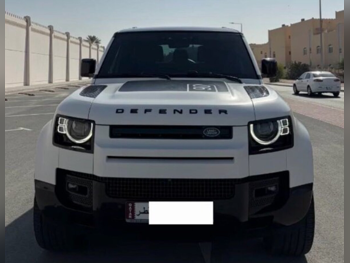 Land Rover  Defender  90 HSE  2022  Automatic  87,500 Km  6 Cylinder  Four Wheel Drive (4WD)  SUV  White  With Warranty