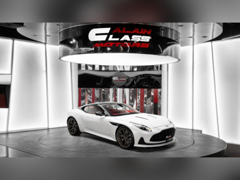 Aston Martin  DB  12  2024  Automatic  72 Km  12 Cylinder  Rear Wheel Drive (RWD)  Coupe / Sport  White