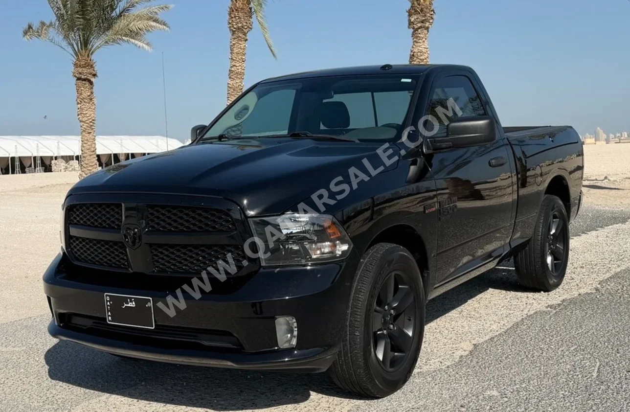 Dodge  Ram  1500  2020  Automatic  74,500 Km  8 Cylinder  Four Wheel Drive (4WD)  Pick Up  Black