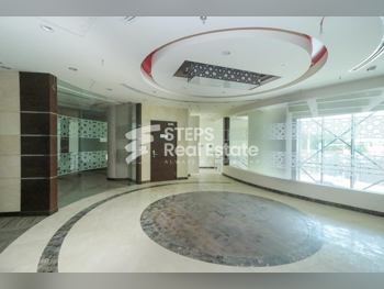 محلات تجارية - غير مفروشة  - الدوحة  للايجار  - السد