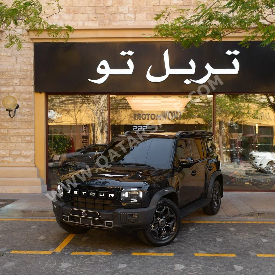 Jetour  T2  2025  Automatic  46,850 Km  4 Cylinder  Four Wheel Drive (4WD)  SUV  Black  With Warranty