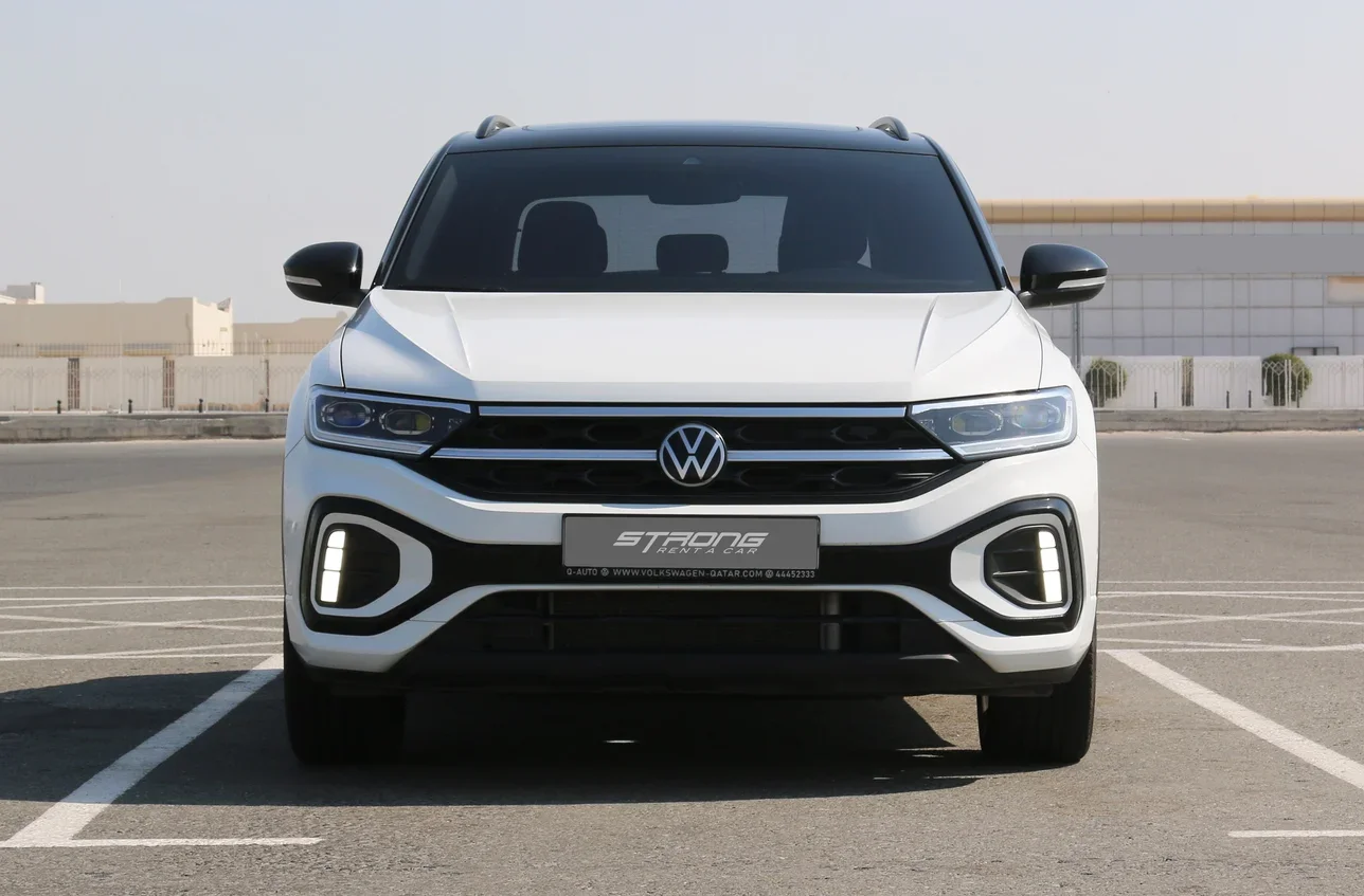 فوكس واغن  تي - روك  4 سلندر  إس يو في 2 في 4  أبيض  2023