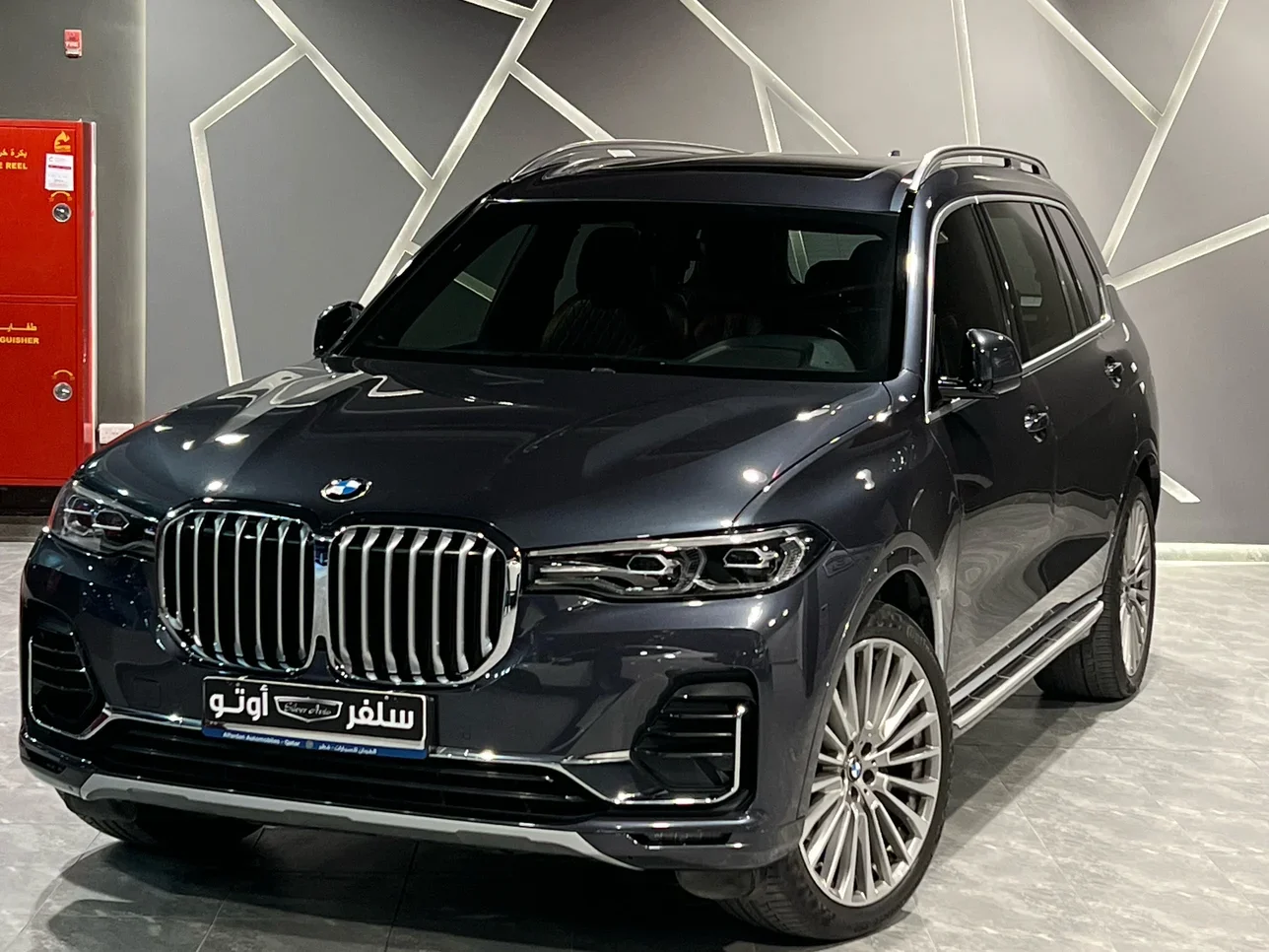 بي ام دبليو  الفئة - اكس  اكس 7  2022  اوتوماتيك  128,000 كم  6 سلندر  دفع رباعي  اس يو في  أسود  تحت الضمان