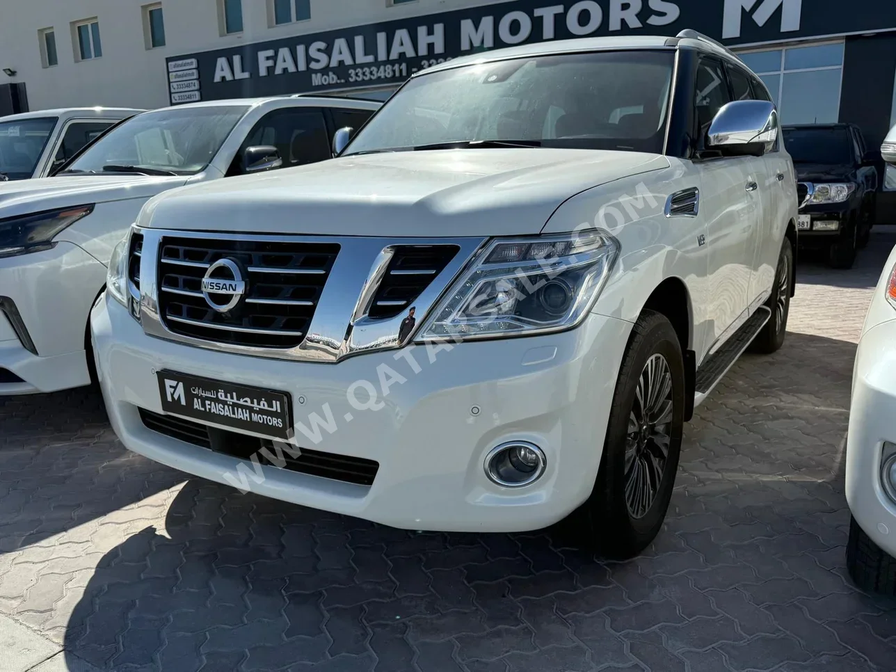 Nissan  Patrol  Platinum  2015  Automatic  183,000 Km  8 Cylinder  Four Wheel Drive (4WD)  SUV  White