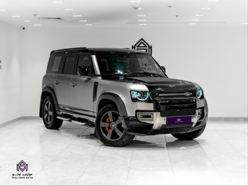 لاند روفر ديفيندر 110 اكس 2022 اوتوماتيك 51,000 كم 6 سلندر دفع رباعي اس يو في فضي تحت الضمان