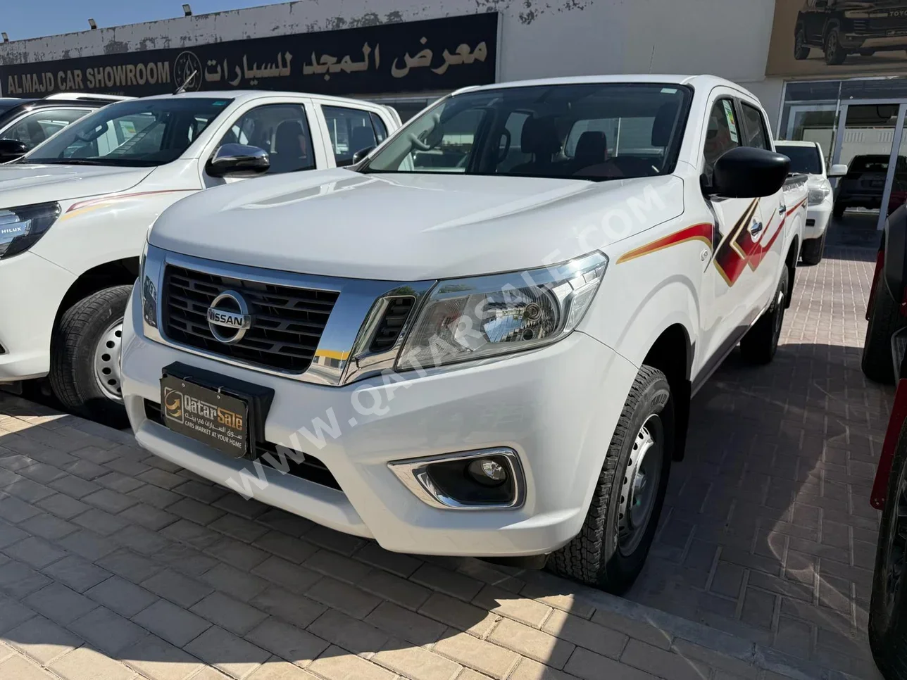 Nissan  Navara  SE  2020  Manual  67,000 Km  4 Cylinder  Rear Wheel Drive (RWD)  Pick Up  White
