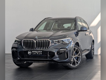 بي ام دبليو  الفئة - اكس  اكس 5 40 اي  2021  اوتوماتيك  80,400 كم  5 سلندر  دفع كلي مستمر  اس يو في  رمادي  تحت الضمان