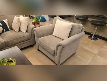 الأرائك والكنب والكراسي طقم كنب  - قماش  - بني