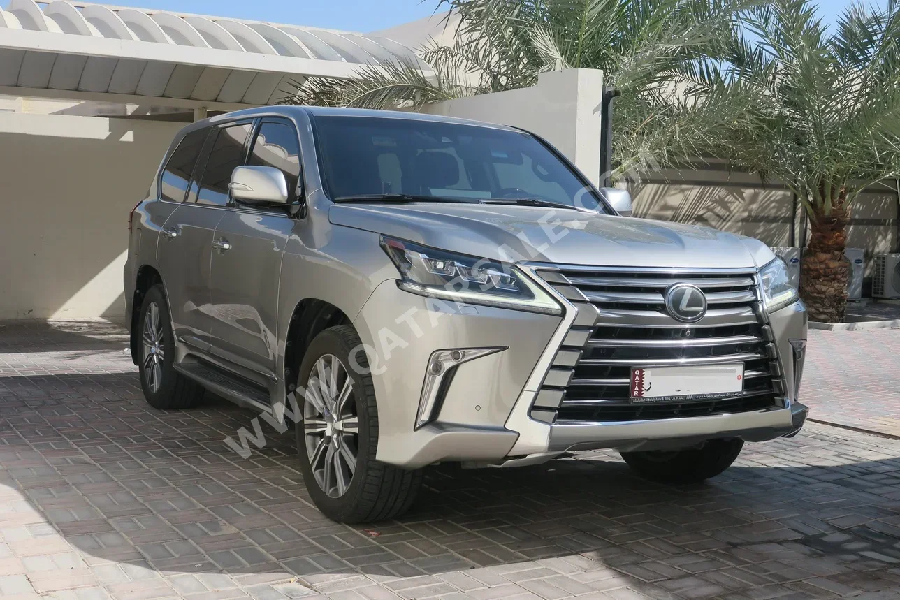 Lexus  LX  570  2016  Automatic  213,000 Km  8 Cylinder  Four Wheel Drive (4WD)  SUV  Sonic Titanium