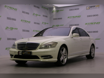 Mercedes-Benz  S-Class  500  2009  Automatic  100,000 Km  8 Cylinder  Rear Wheel Drive (RWD)  Sedan  White