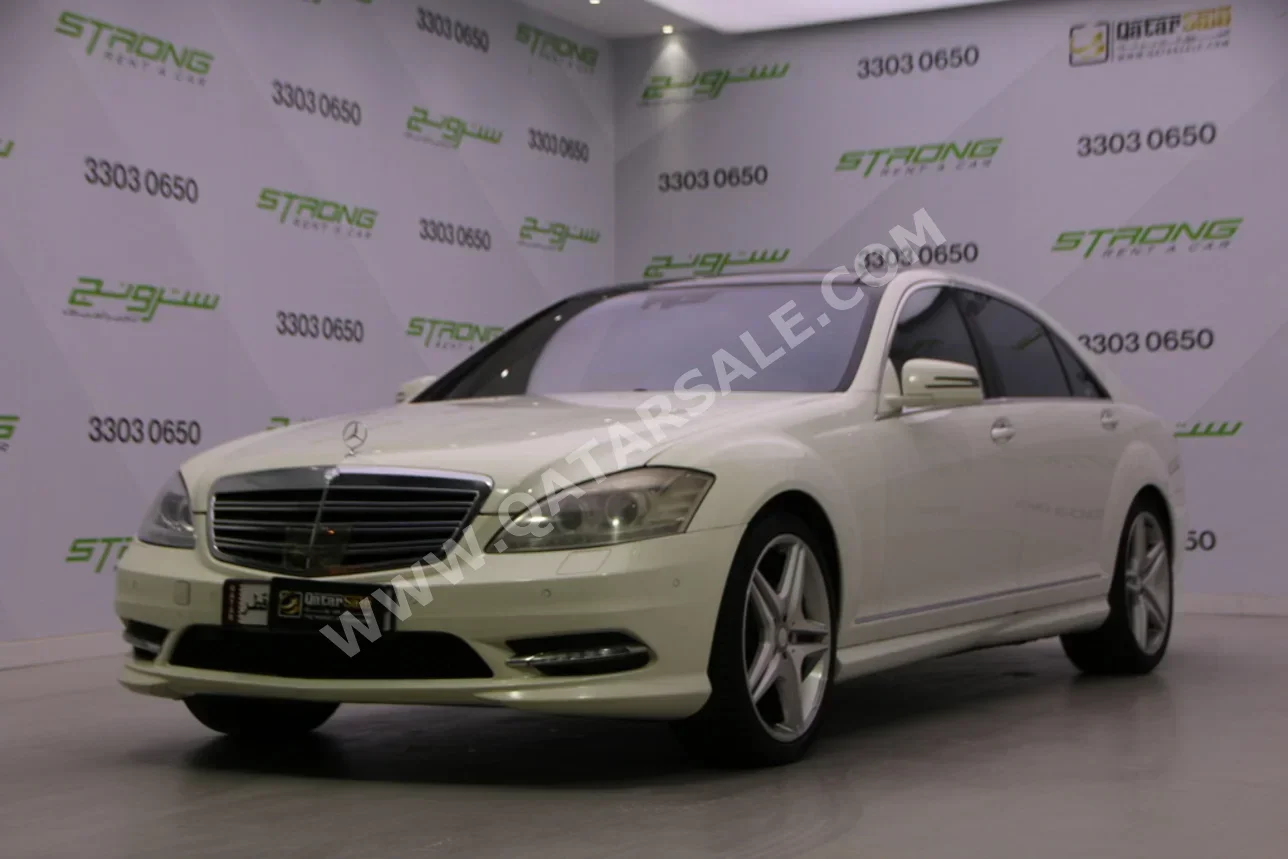 Mercedes-Benz  S-Class  500  2009  Automatic  100,000 Km  8 Cylinder  Rear Wheel Drive (RWD)  Sedan  White