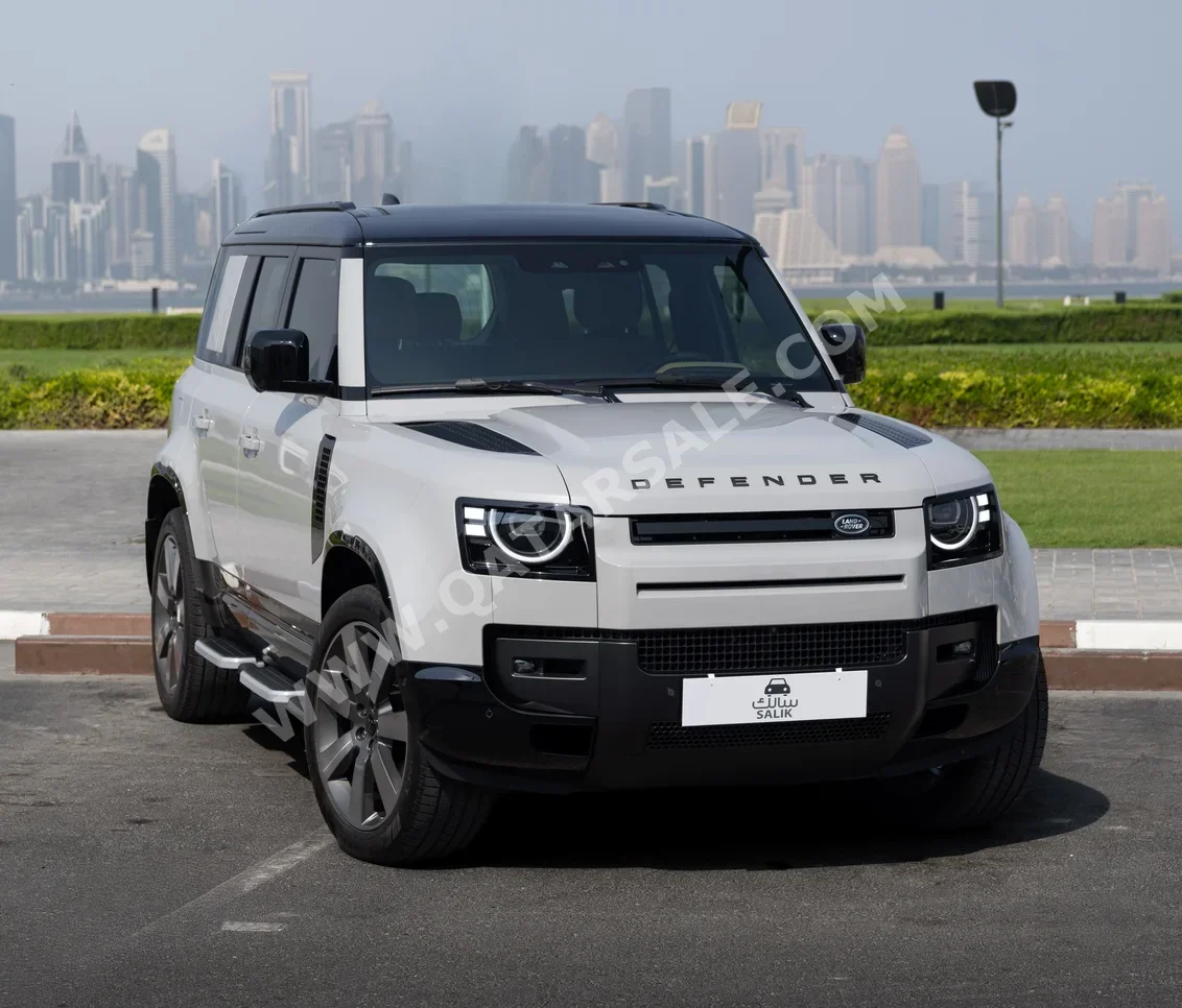 Land Rover  Defender  4 Cylinder  SUV 4x4  White  2026