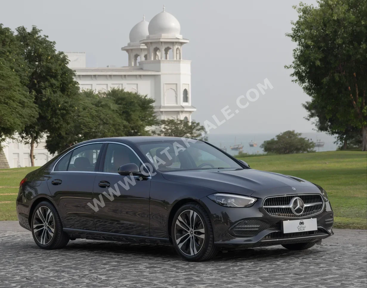 Mercedes-Benz  C200  4 Cylinder  Sedan  Black  2025