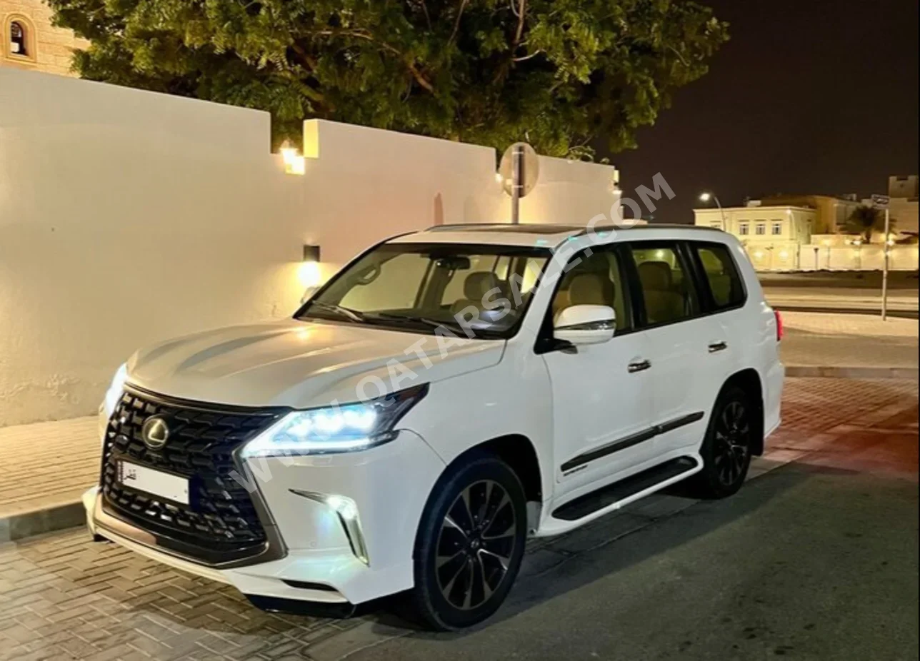 Lexus  LX  570 S  2012  Automatic  310,000 Km  8 Cylinder  Four Wheel Drive (4WD)  SUV  White