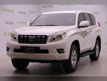 تويوتا  برادو  2013  اوتوماتيك  159,000 كم  6 سلندر  دفع رباعي  اس يو في  أبيض