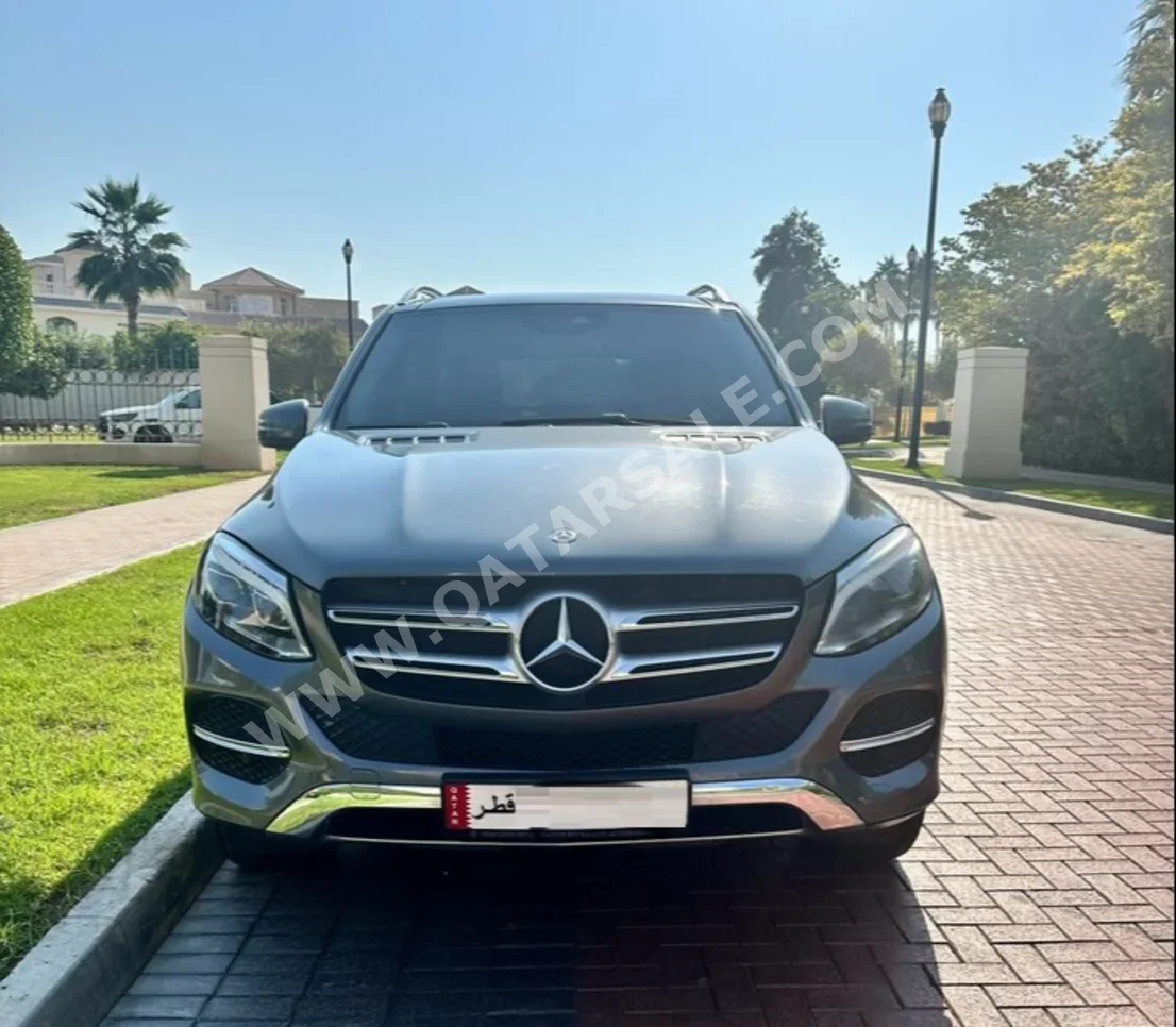 Mercedes-Benz GLE 400 2018 Automatic 82,500 Km 6 Cylinder Four Wheel Drive (4WD) SUV Dark Gray