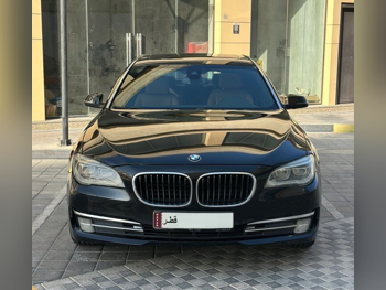 بي ام دبليو  الفئة - السابعة  730 Li  2014  اوتوماتيك  200,000 كم  6 سلندر  دفع خلفي  سيدان  أسود