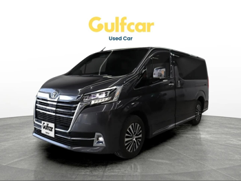 تويوتا  جرانفيا  بريميوم  2024  اوتوماتيك  11,000 كم  6 سلندر  دفع خلفي  فان \ باص  رمادي  تحت الضمان