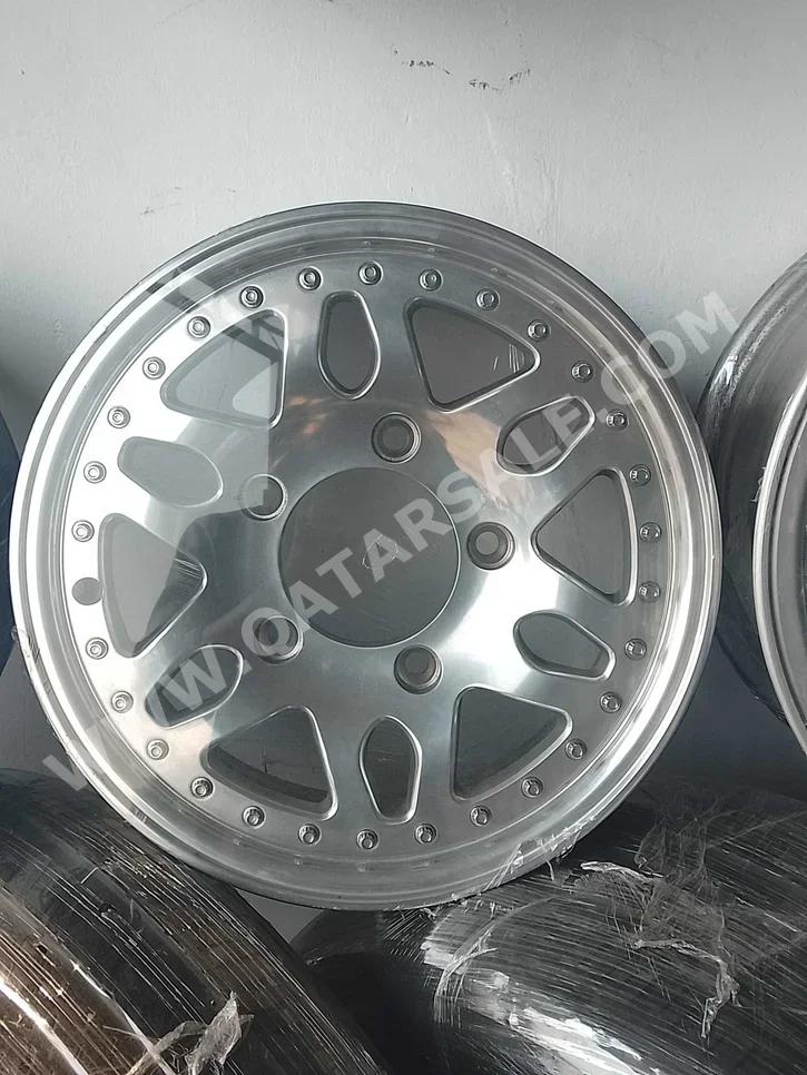 رنقات العجلات تويوتا \ 15 بوصة رمادي 2015 2010-2015 2 5
