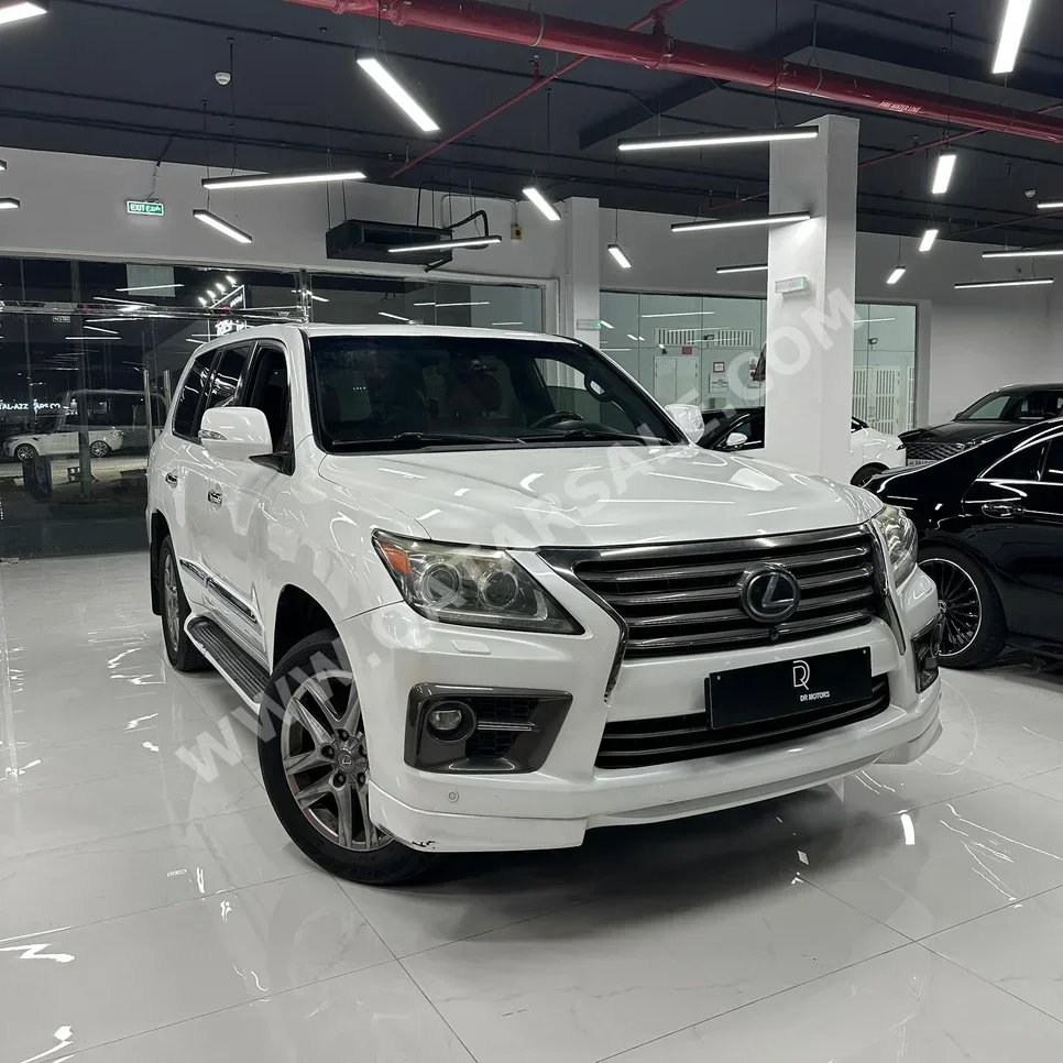 لكزس  ال اكس  570 اس  2014  اوتوماتيك  26,000 كم  8 سلندر  دفع رباعي  اس يو في  أبيض