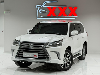 Lexus  LX  570  2016  Automatic  295,000 Km  8 Cylinder  Four Wheel Drive (4WD)  SUV  White