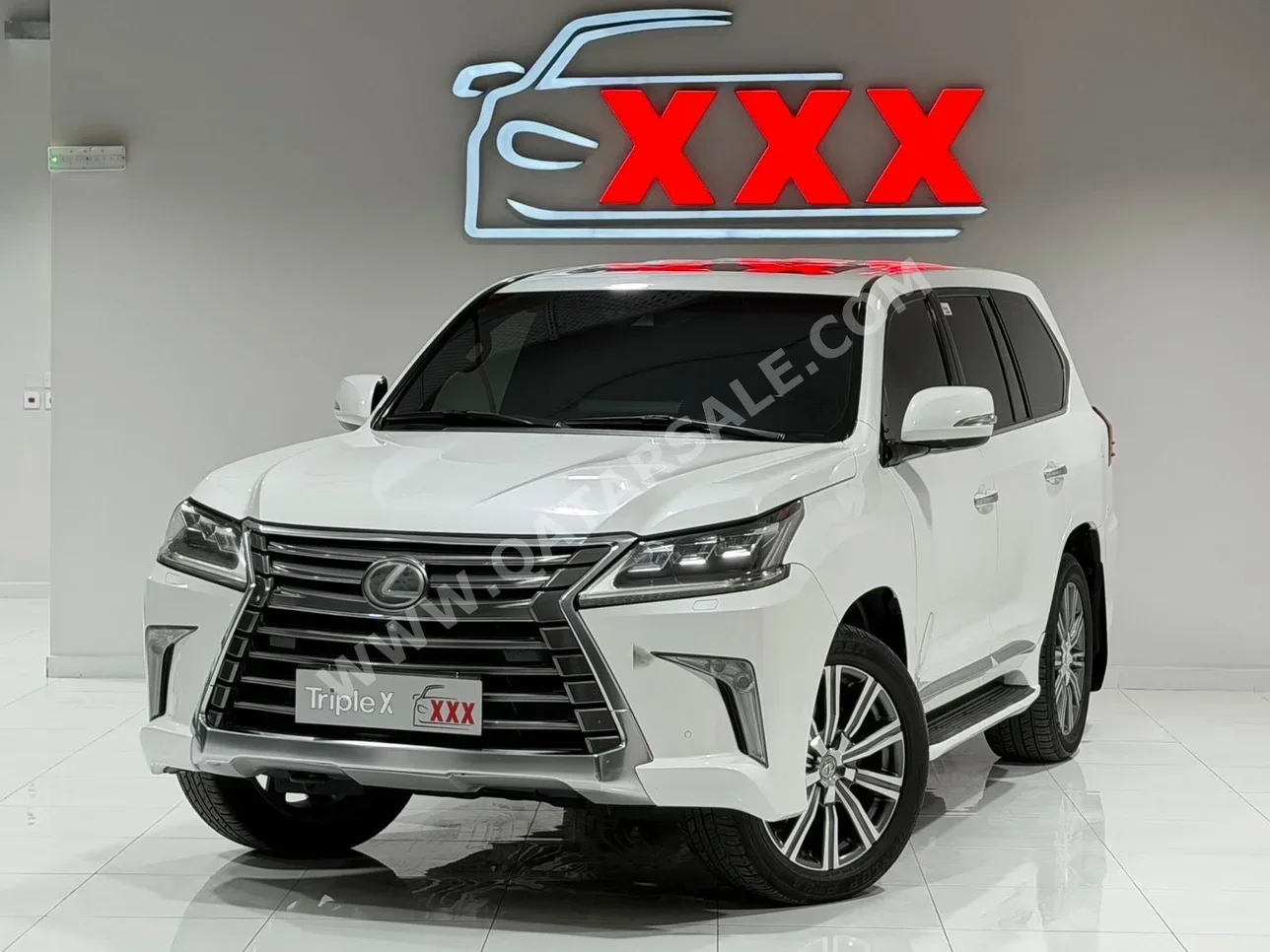 لكزس  ال اكس  570  2016  اوتوماتيك  295,000 كم  8 سلندر  دفع رباعي  اس يو في  أبيض