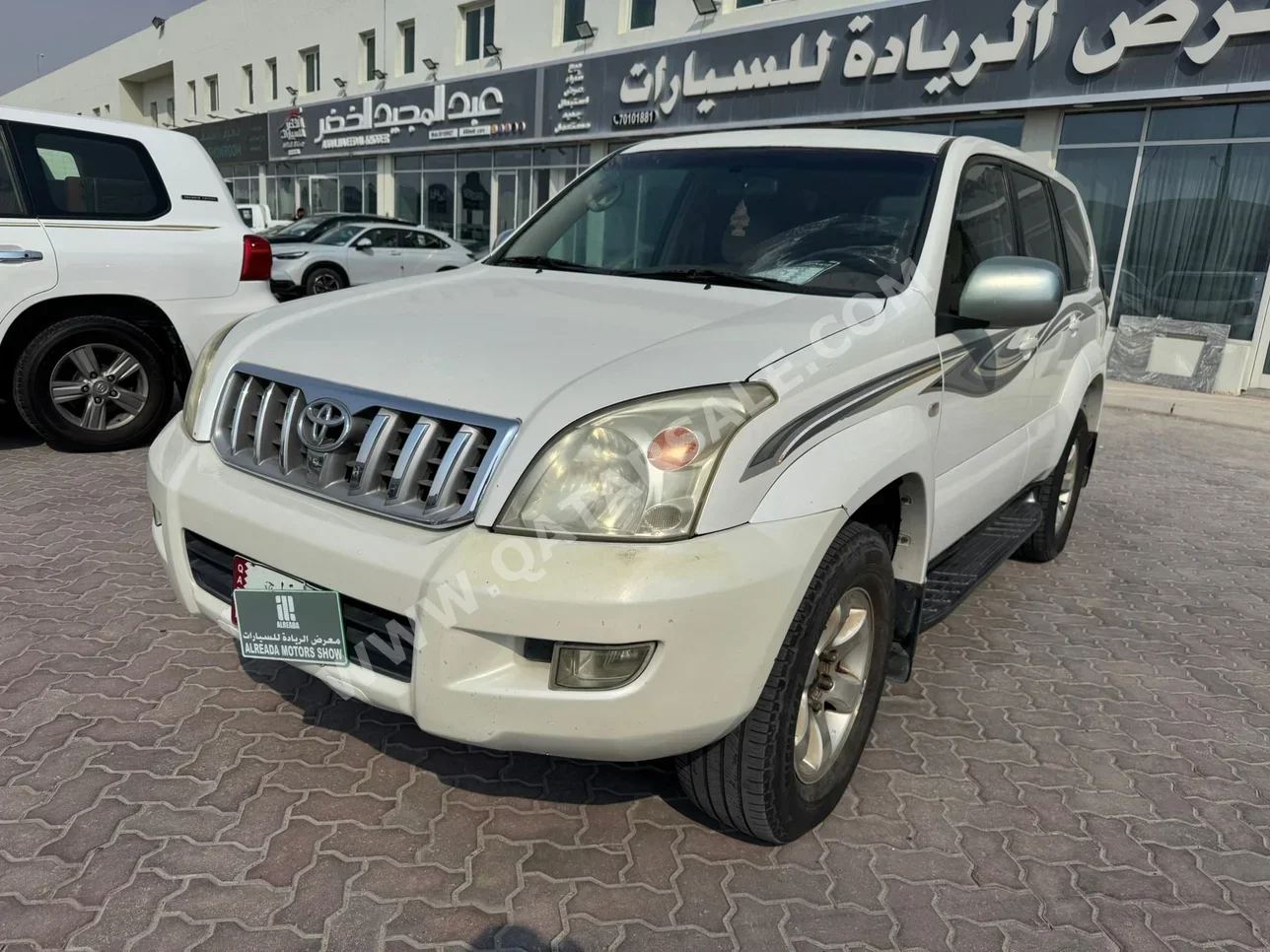 تويوتا برادو في اكس 2009 اوتوماتيك 392,000 كم 6 سلندر دفع رباعي اس يو في أبيض