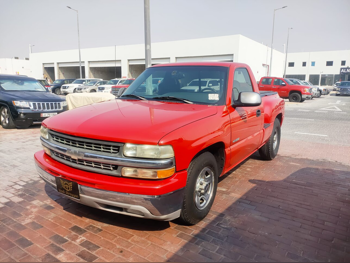 Chevrolet  Silverado  1999  Automatic  256,000 Km  8 Cylinder  Rear Wheel Drive (RWD)  Pick Up  Red